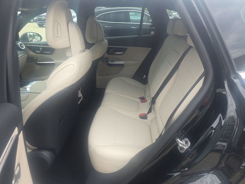 New 2026 Mercedes-Benz GLC 300 4MATIC image 19