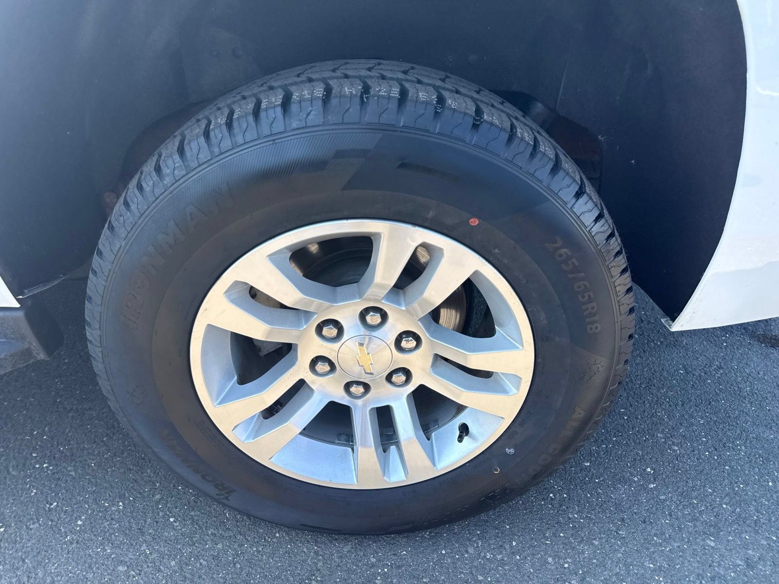 Used 2019 Chevrolet Tahoe LT w/ Luxury Package AWD/4WD image 10