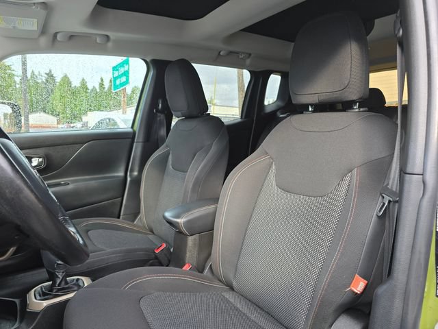 Used 2016 Jeep Renegade 75th Anniversary AWD/4WD image 21