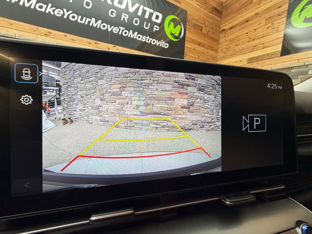 Used 2024 Hyundai Kona SEL w/ Convenience Package image 22