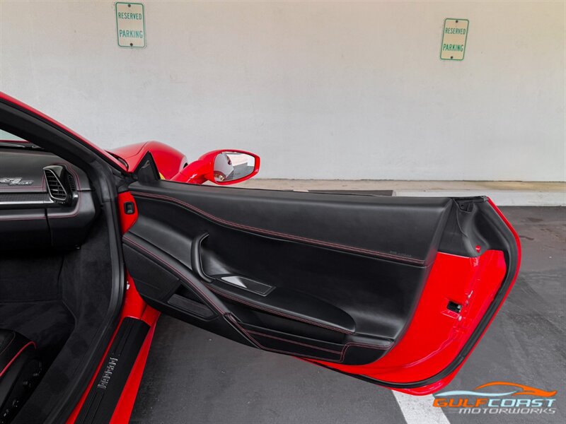Used 2013 Ferrari 458 Spider RWD image 37
