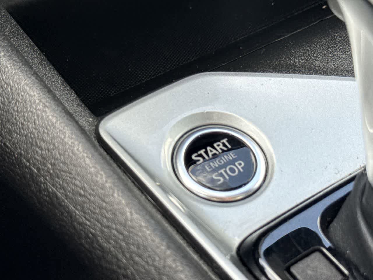 Used 2025 Nissan Altima 2.5 SV FWD image 17