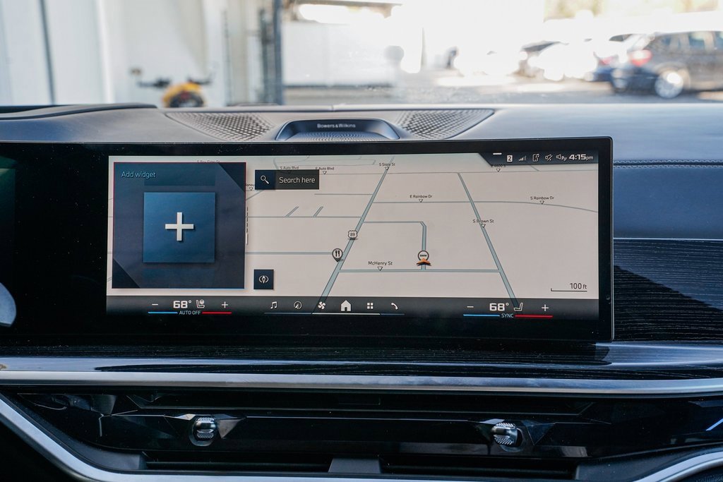 Used 2025 BMW X7 M60i image 13