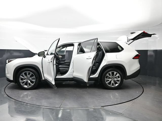 Used 2024 Toyota Grand Highlander FWD image 36