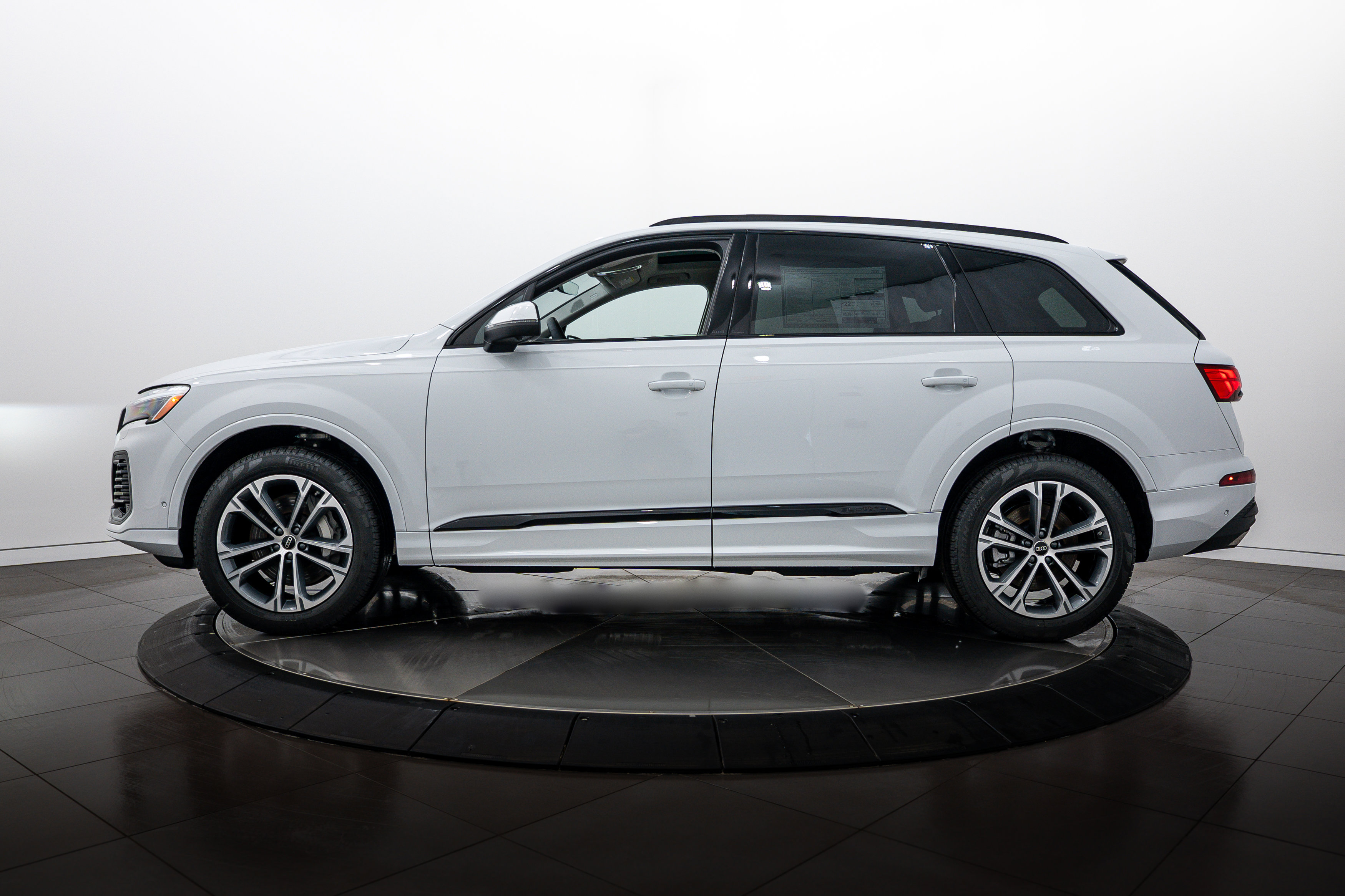 New 2026 Audi Q7 2.0T Premium AWD/4WD image 7