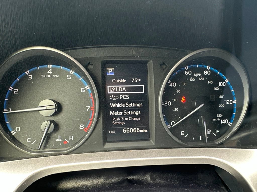 Used 2018 Toyota RAV4 LE w/ All Weather Liner Package FWD image 11