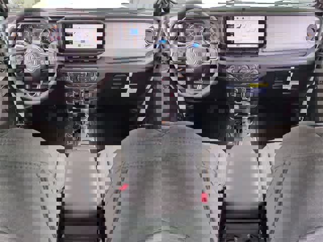 New 2025 Jeep Gladiator Sport image 15