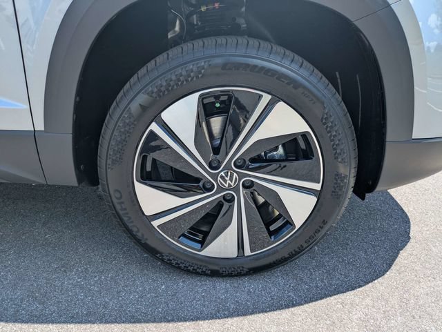 New 2026 Volkswagen Taos SE AWD/4WD image 11