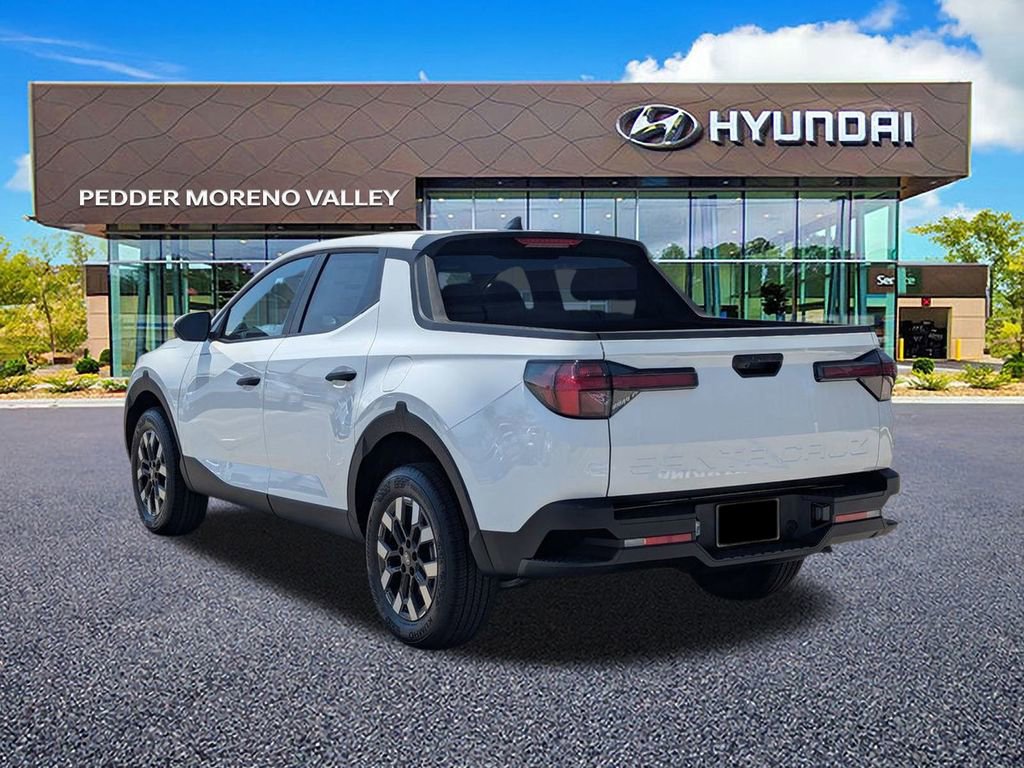 New 2025 Hyundai Santa Cruz SE image 4