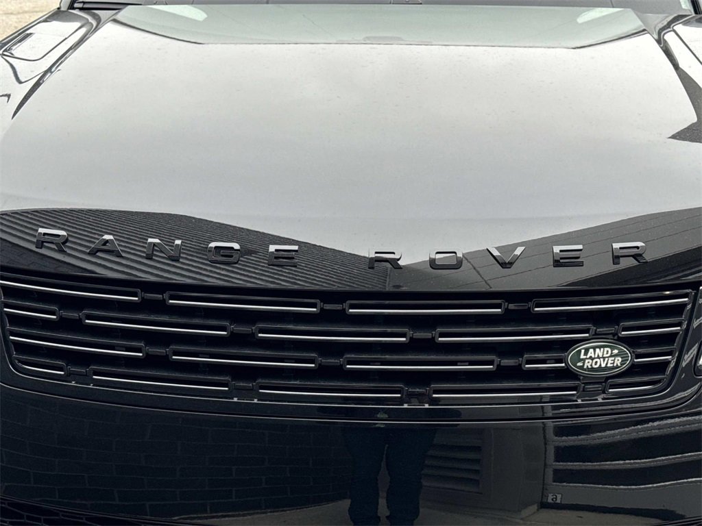 New 2026 Land Rover Range Rover Sport SE image 11