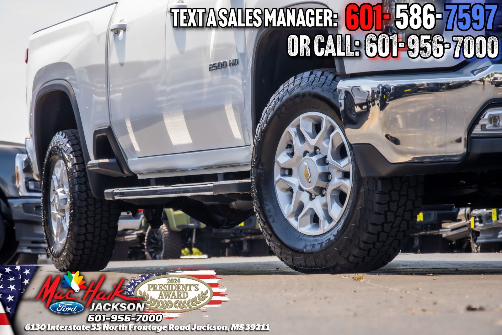 Used 2022 Chevrolet Silverado 2500 LT w/ Convenience Package AWD/4WD image 2