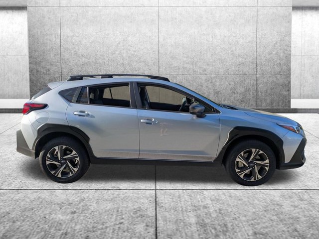 Used 2024 Subaru Crosstrek 2.0i Premium AWD/4WD image 2