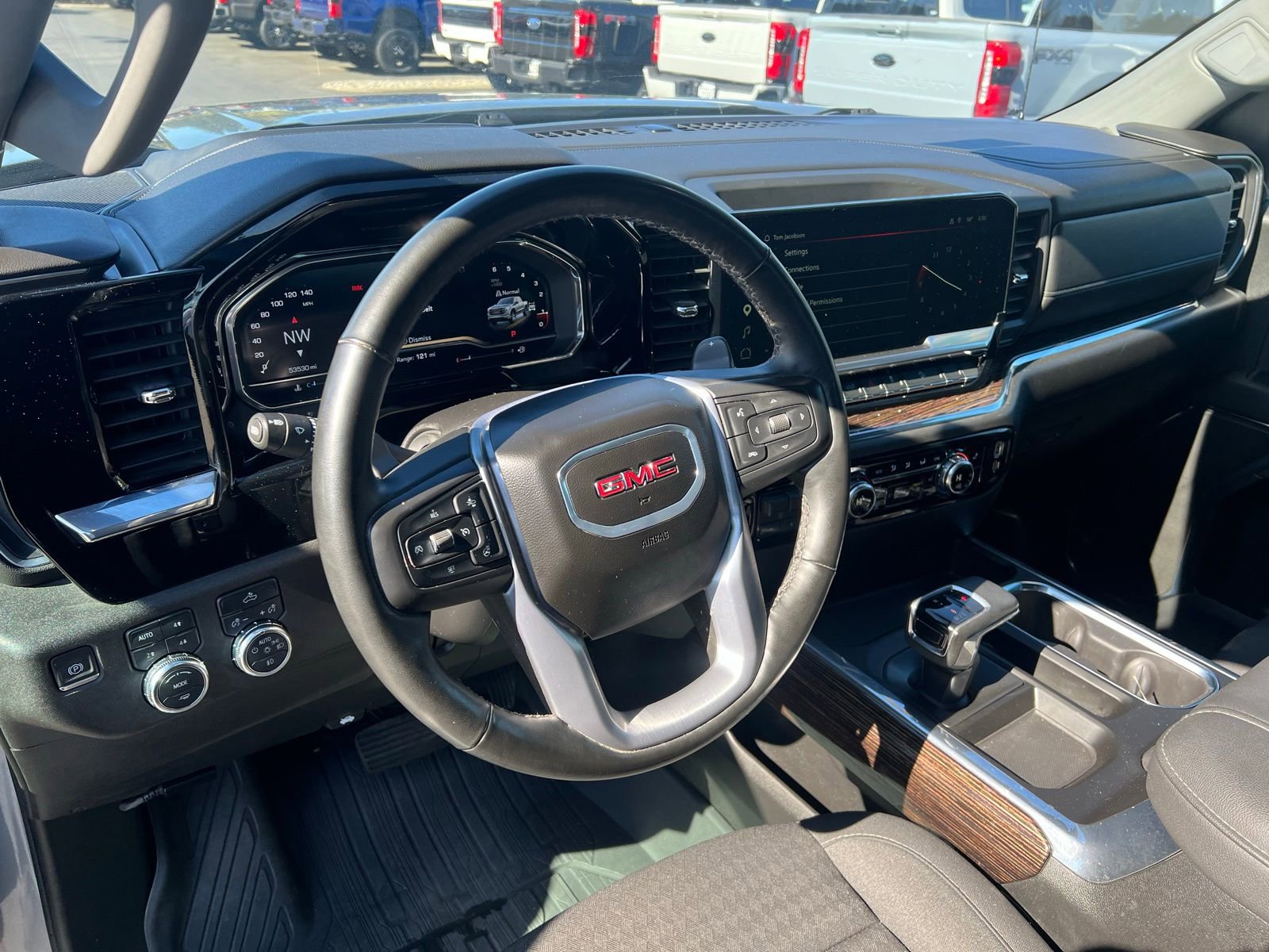 Used 2024 GMC Sierra 1500 Elevation w/ X31 Off-Road Package AWD/4WD image 12