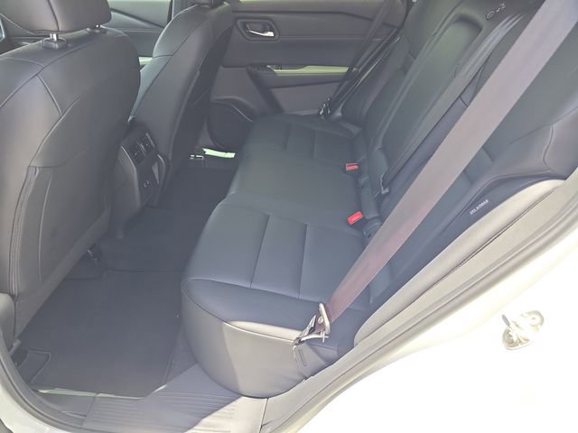 New 2026 Nissan Rogue SV FWD image 17
