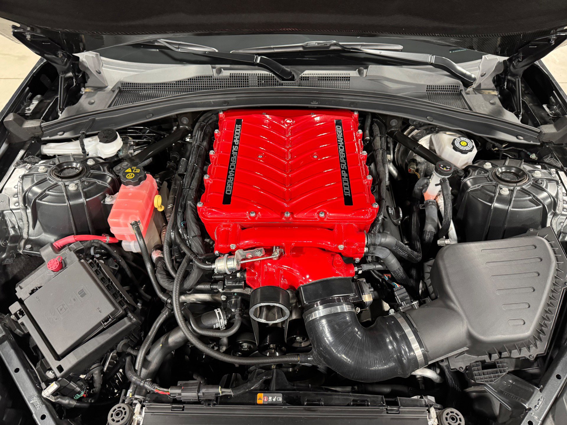 Used 2018 Chevrolet Camaro SS image 89