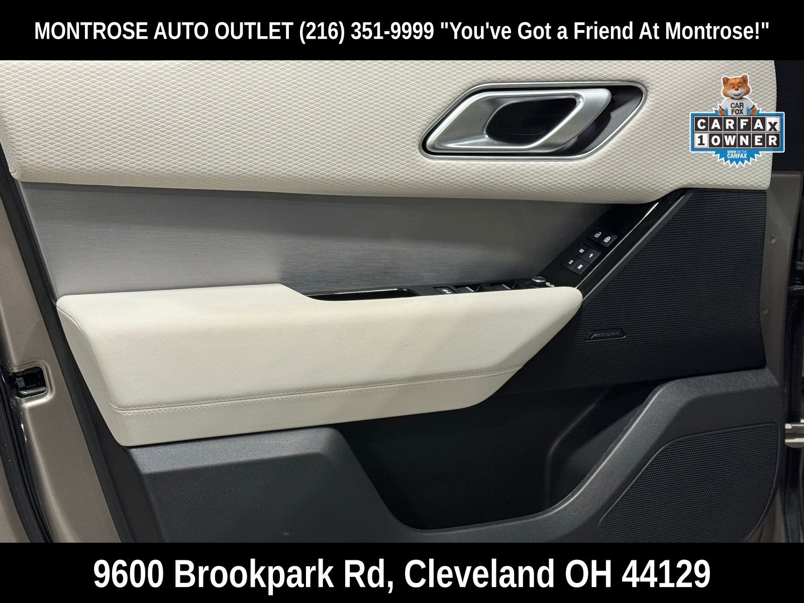 Used 2023 Land Rover Range Rover Velar R-Dynamic S image 11