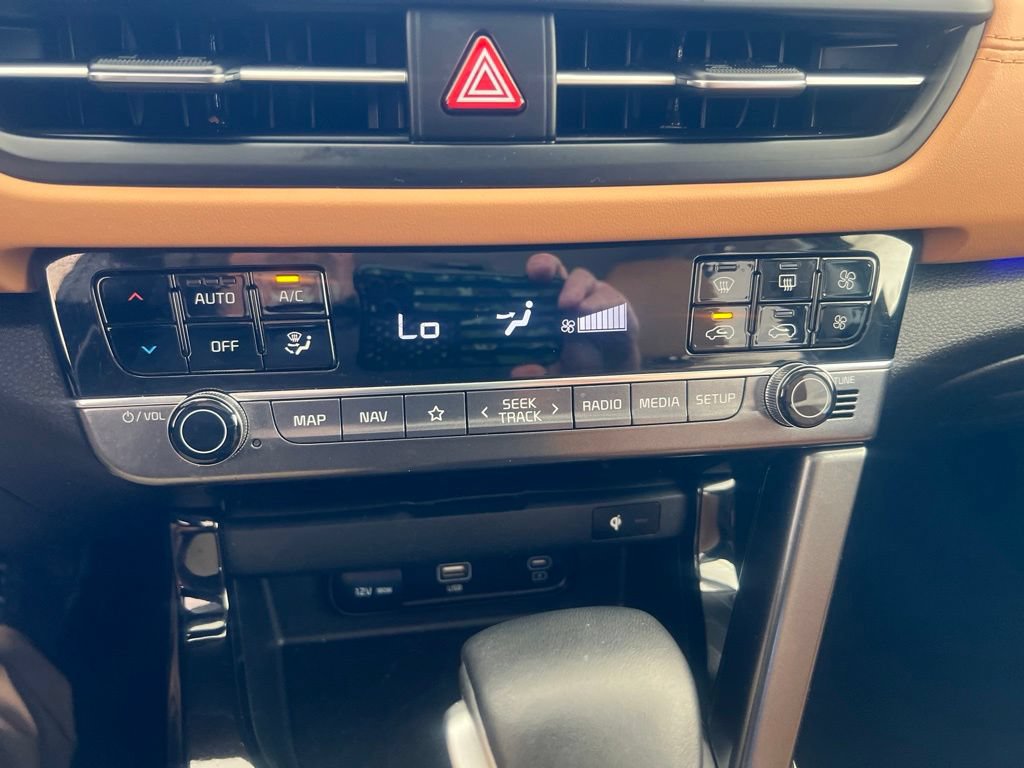 Certified 2025 Kia Seltos EX w/ EX Sunroof Package AWD/4WD image 59