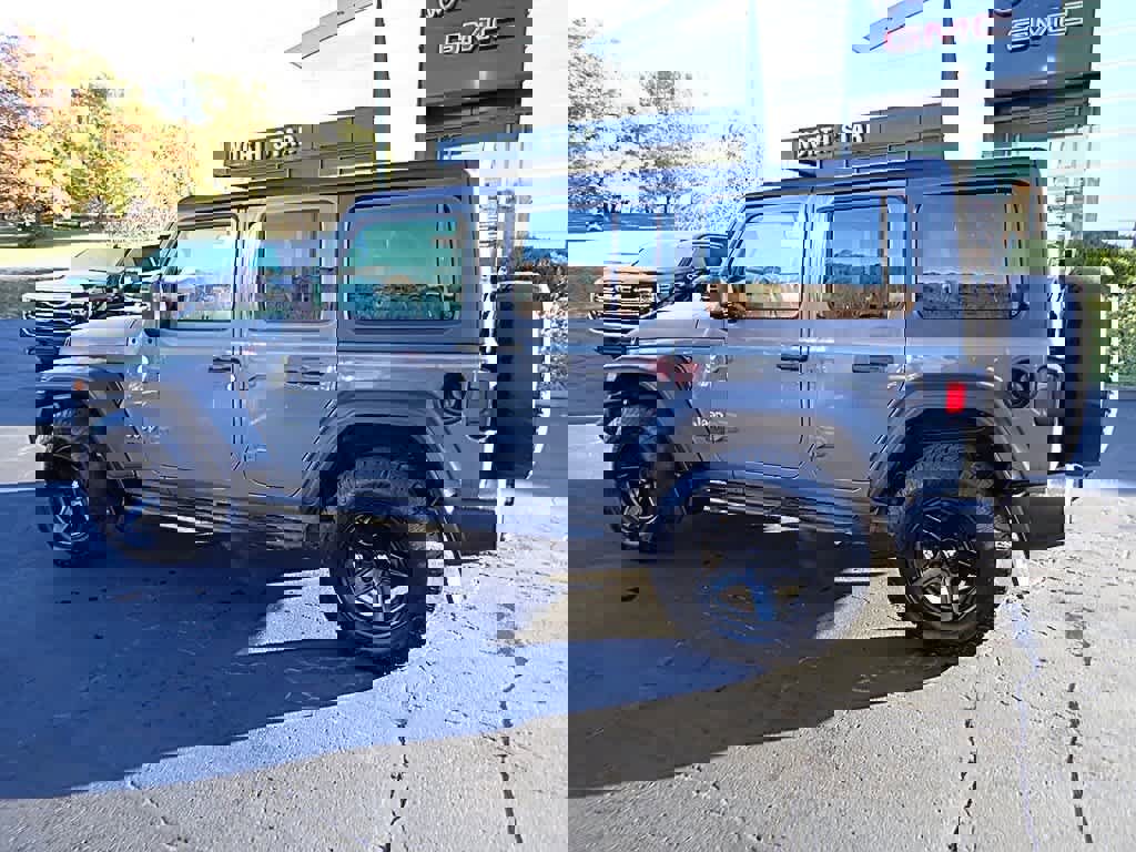 Used 2018 Jeep Wrangler Unlimited Sport S video 2