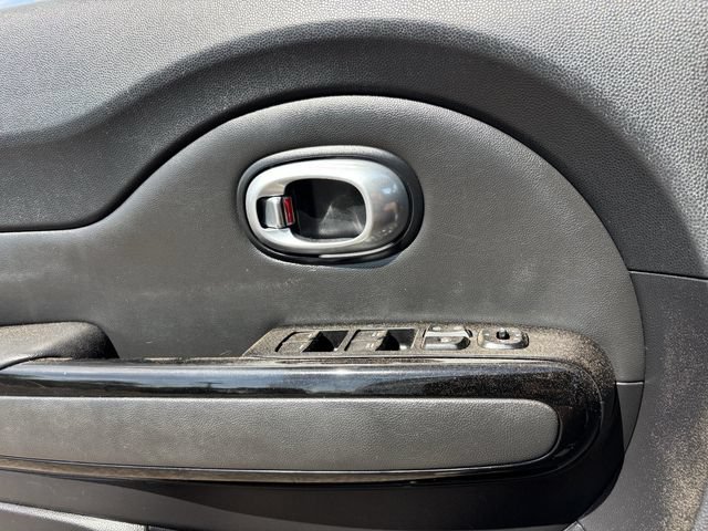 Used 2015 Kia Soul ! FWD image 21