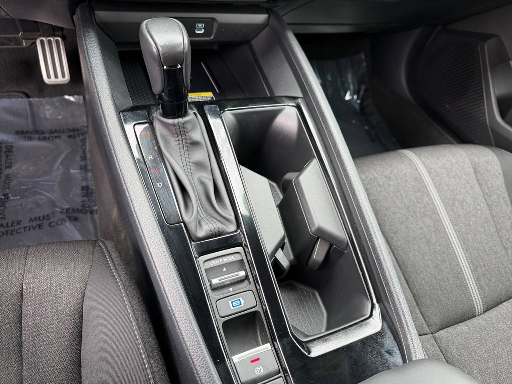Used 2025 Honda Accord Sport image 28