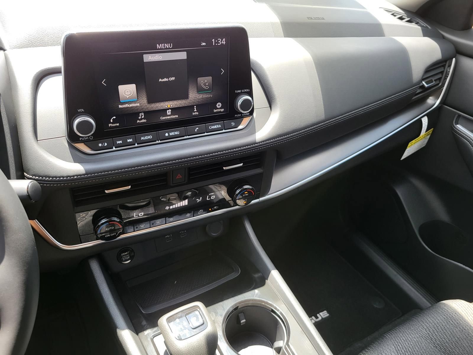 New 2026 Nissan Rogue SV image 3