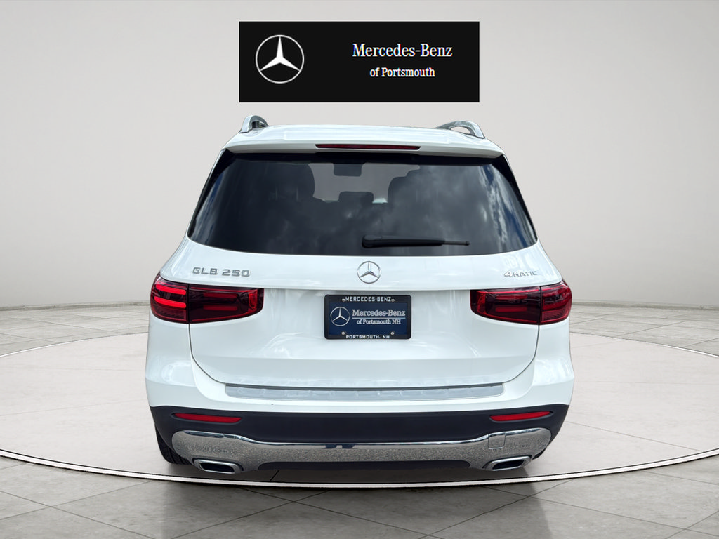Certified 2026 Mercedes-Benz GLB 250 4MATIC image 4