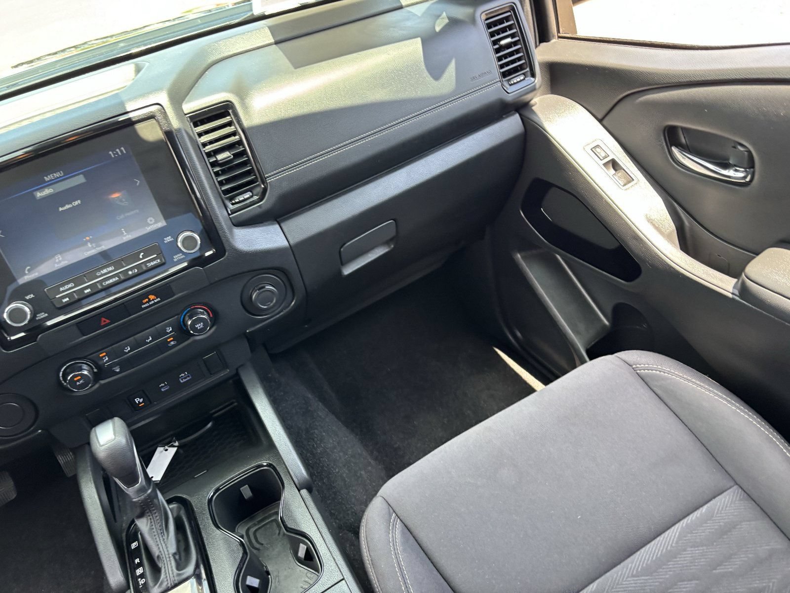 Certified 2023 Nissan Frontier SV w/ Midnight Edition Package RWD image 17
