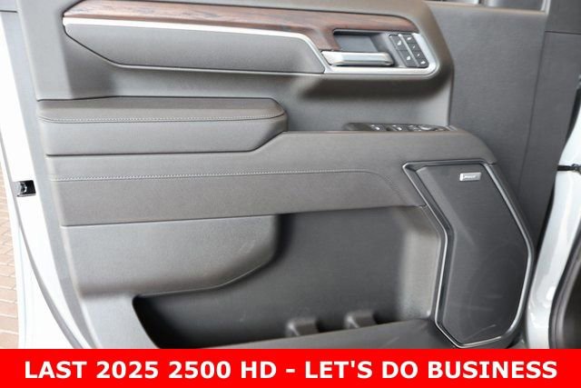 New 2025 GMC Sierra 2500 SLT w/ SLT Premium Package image 11