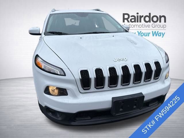 Used 2015 Jeep Cherokee Latitude image 2