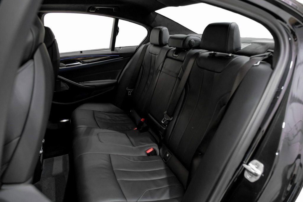 Used 2022 BMW M5 w/ Executive Package image 34