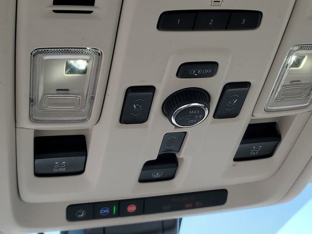 Used 2021 GMC Yukon Denali w/ Denali Ultimate Package image 22