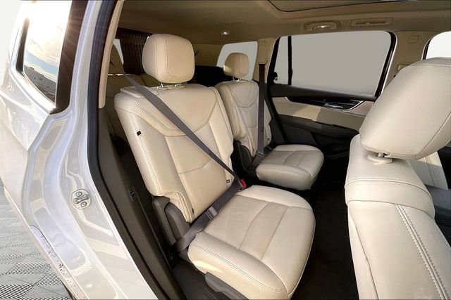 Used 2024 Cadillac XT6 Premium Luxury w/ LPO, Floor Liner Package image 17