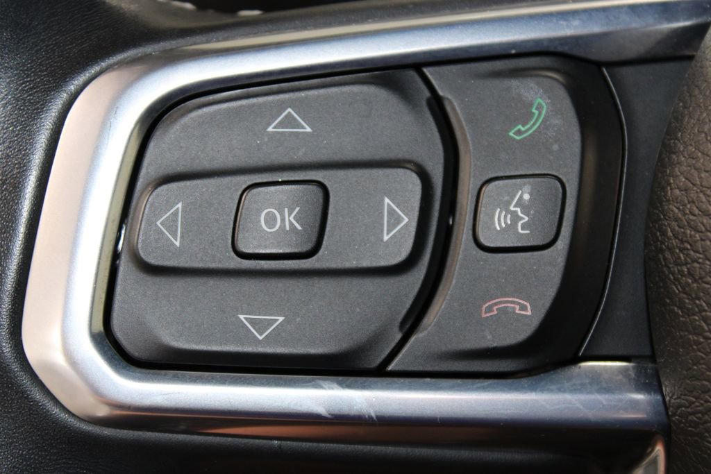 Used 2023 Jeep Wrangler Unlimited Sahara w/ Cold Weather Group AWD/4WD image 24