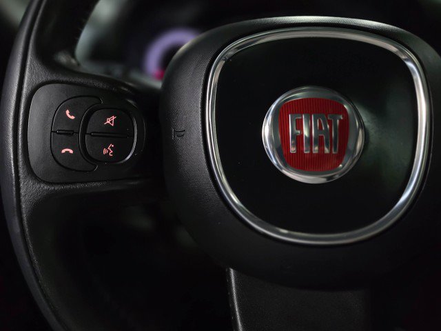 Used 2017 FIAT 500L Trekking w/ Dual-Pane Sunroof Package image 20