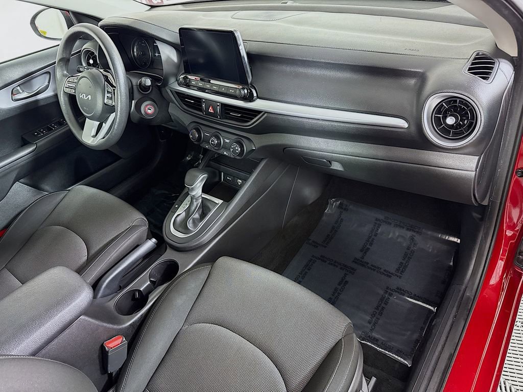 Used 2022 Kia Forte LXS FWD image 29