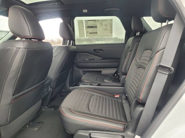 New 2026 Nissan Pathfinder Rock Creek w/ Rock Creek Premium Package AWD/4WD image 8