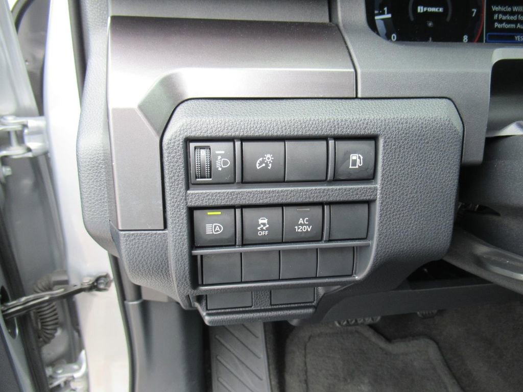 Used 2025 Toyota 4Runner TRD Off-Road AWD/4WD image 19