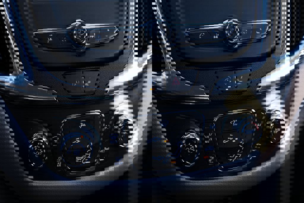 Used 2024 Chevrolet Equinox LS image 22