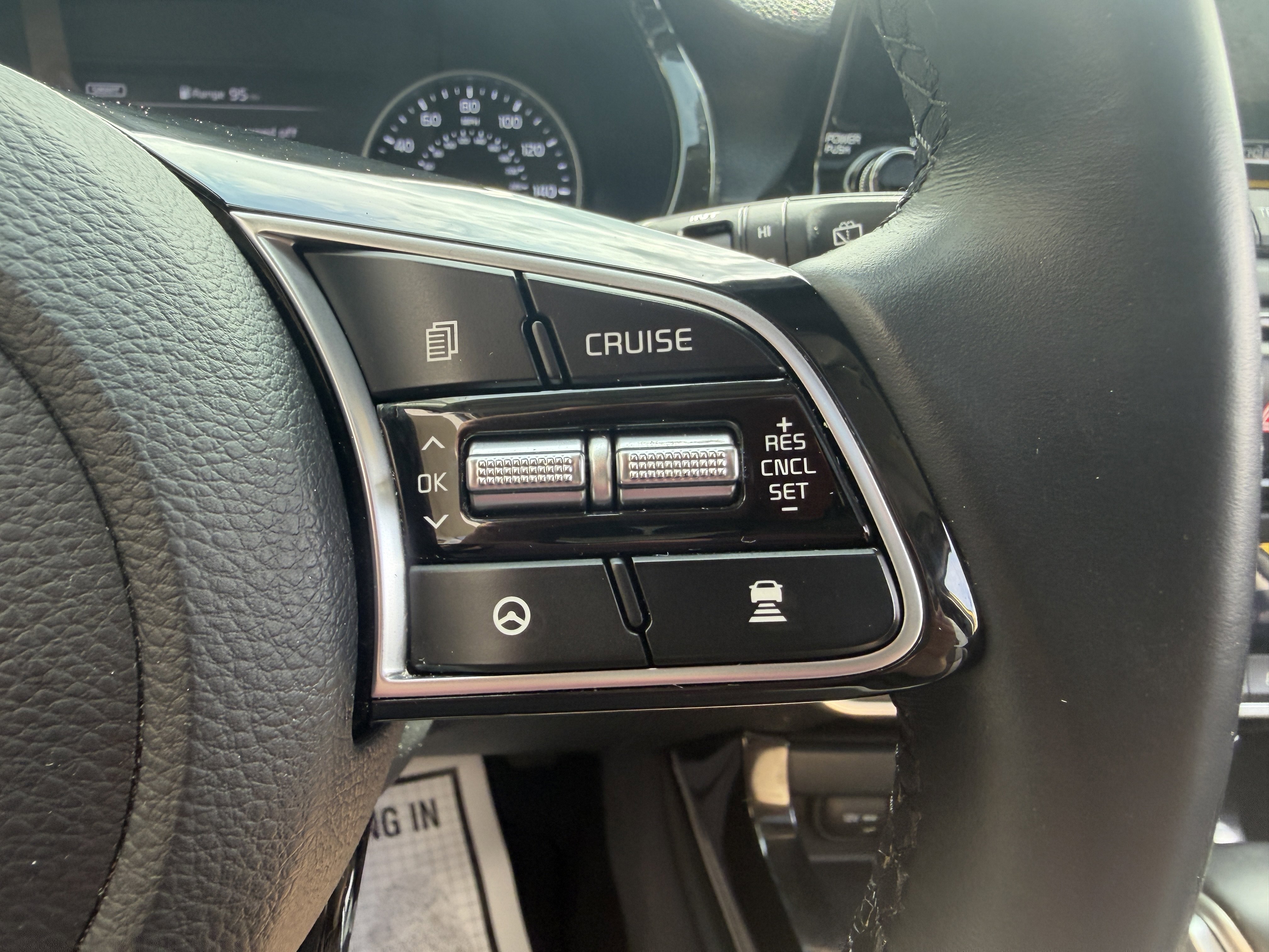 Used 2021 Kia Seltos SX w/ SX Sunroof Package AWD/4WD image 34