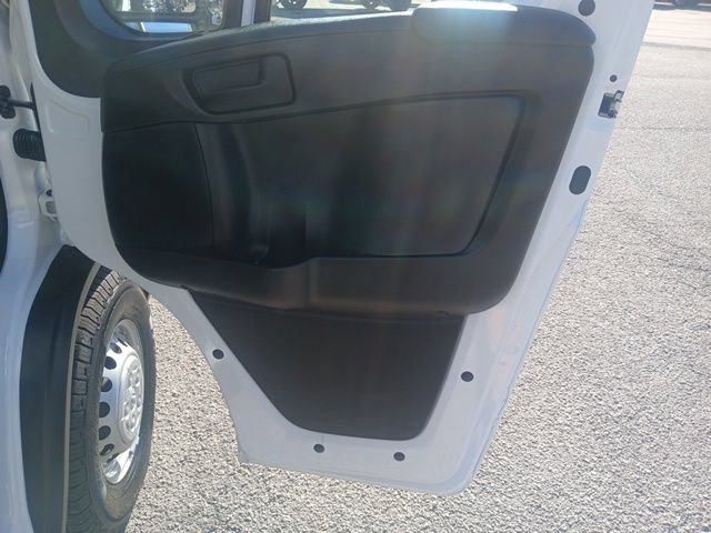 Used 2024 RAM ProMaster 2500 w/ Convenience Group FWD image 21
