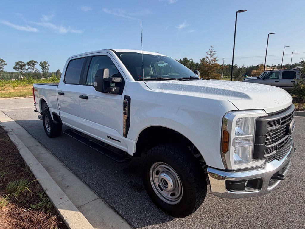 Used 2025 Ford F250 XL w/ FX4 Off-Road Package AWD/4WD image 18