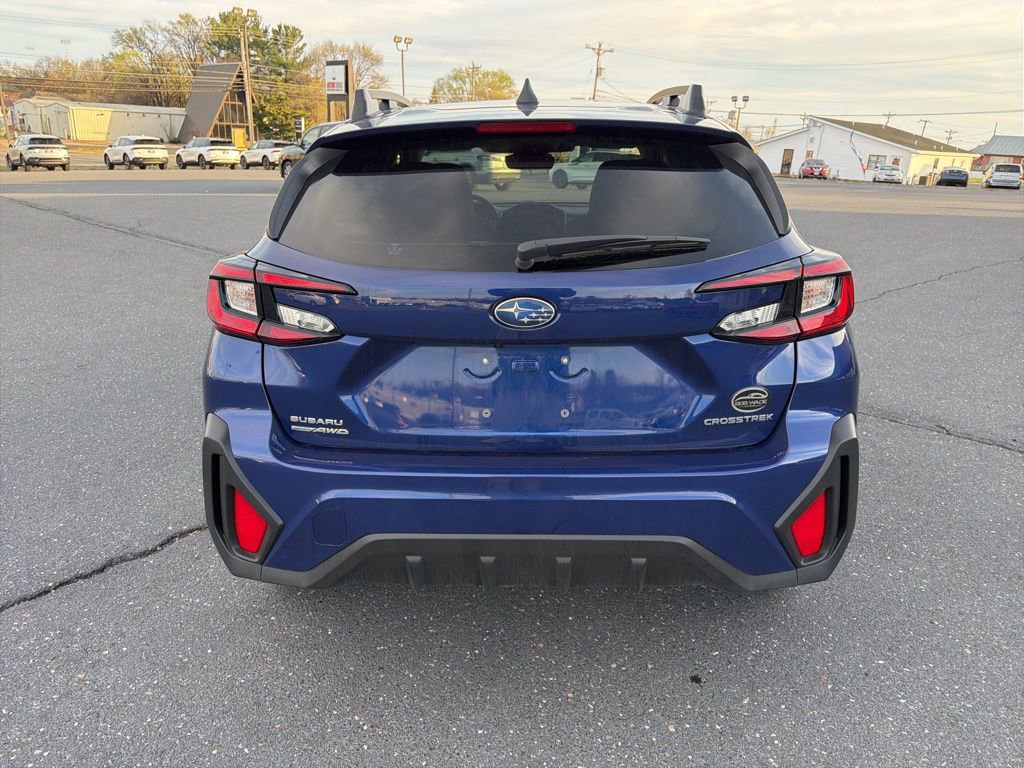 Certified 2025 Subaru Crosstrek 2.0i Premium image 4