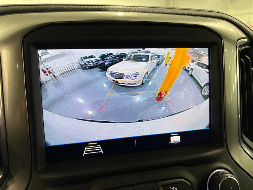 Used 2021 Chevrolet Silverado 1500 LT Trail Boss w/ Bed Protection Package image 19