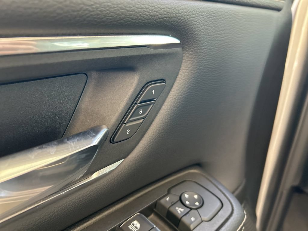 Used 2026 RAM 1500 Laramie AWD/4WD image 45