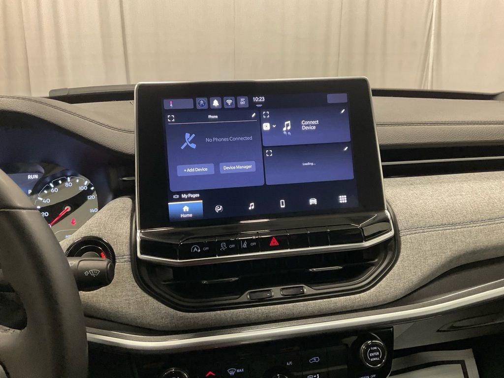 Used 2024 Jeep Compass Latitude image 24