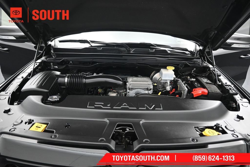 Used 2021 RAM 1500 Big Horn AWD/4WD image 32