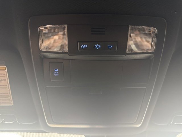 Used 2018 Toyota Tacoma TRD Sport image 13