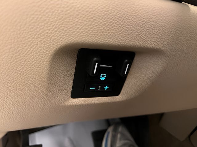 Used 2011 GMC Sierra 2500 Denali AWD/4WD image 20