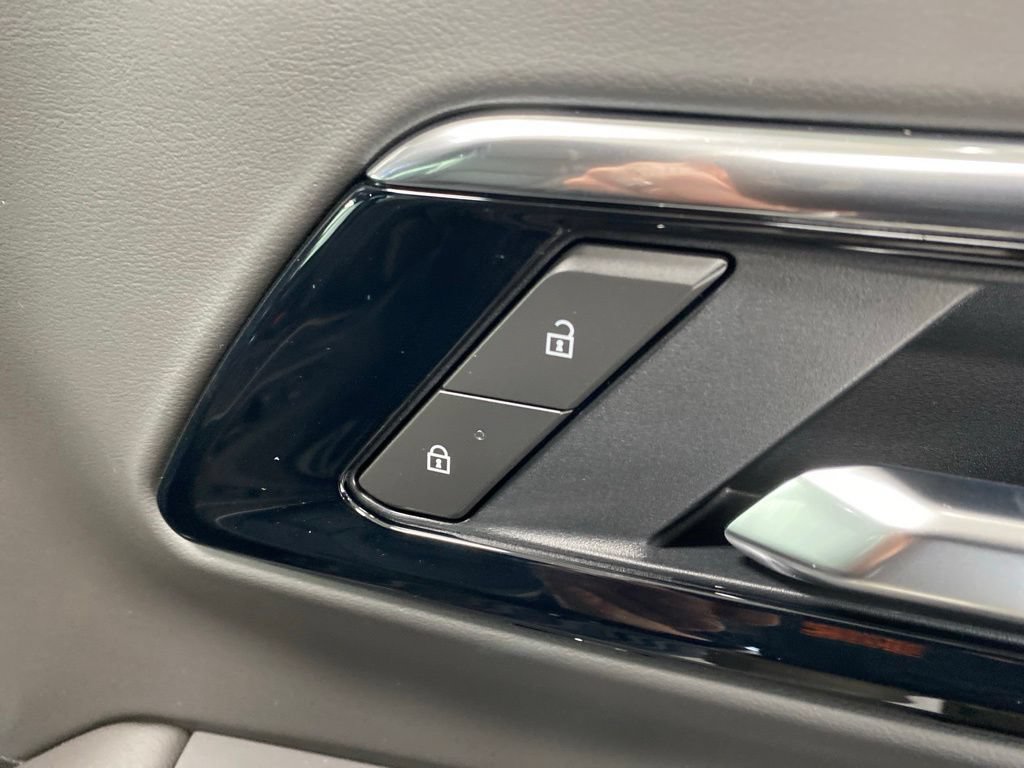 New 2026 Chevrolet Tahoe Premier AWD/4WD image 33