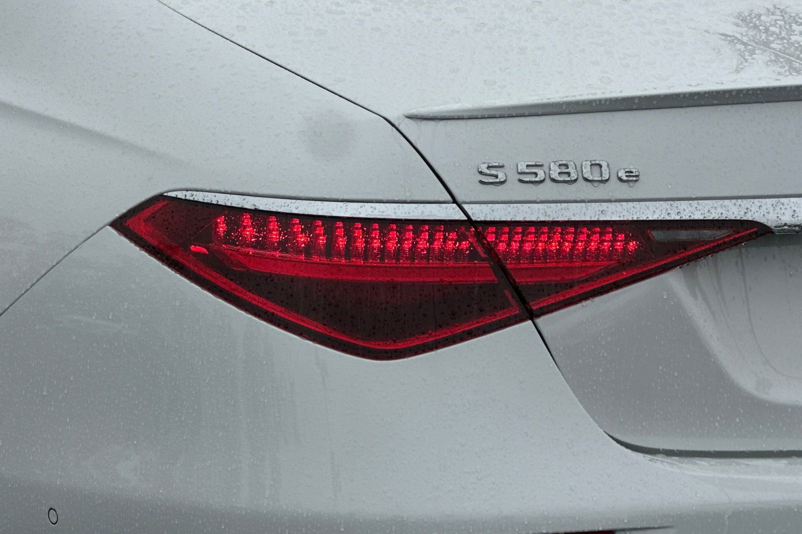 Certified 2024 Mercedes-Benz S 580e 4MATIC Sedan image 16